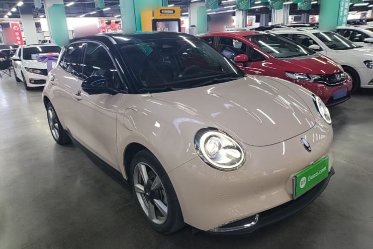 Used ORA Good Cat 2021 400km Standard Range Venus Edition Lithium-Ion Battery Front Right 45 Deg