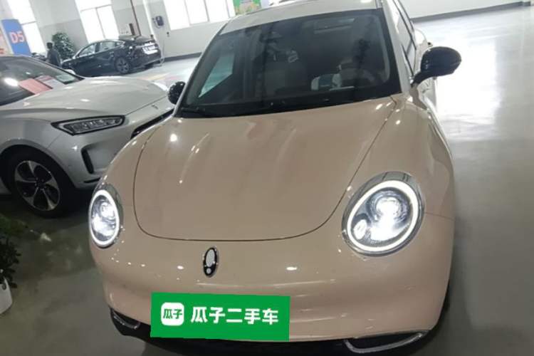 Used ORA Good Cat 2021 400km Standard Range Venus Edition Lithium Iron Phosphate Front