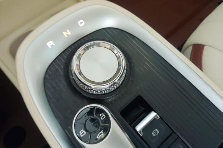 Used ORA Good Cat 2021 400km Standard Range Athena Edition Lithium Iron Phosphate Gear Lever