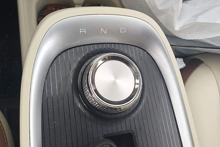 Used ORA Good Cat 2021 400km Standard Range Athena Edition Lithium-Ion Battery Gear Lever