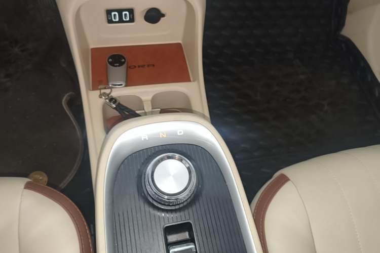 Used ORA Good Cat 2021 400km Standard Range Venus Edition Lithium-Ion Battery Gear Lever