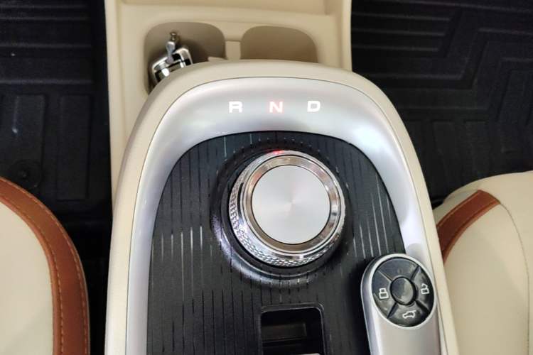 Used ORA Good Cat 2021 400km Standard Range Venus Edition Lithium-Ion Battery Gear Lever