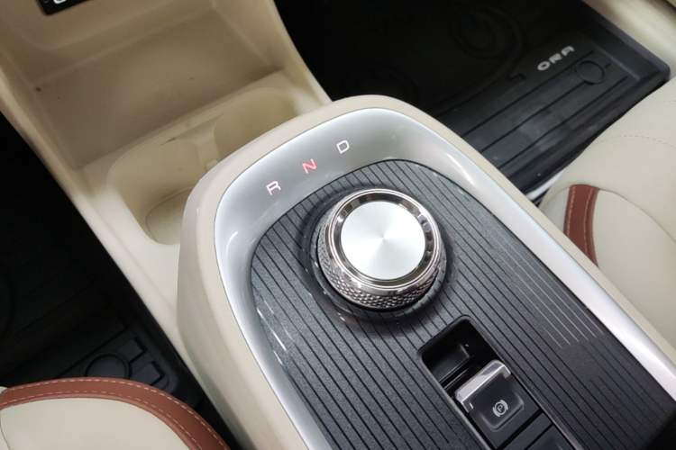 Used ORA Good Cat 2021 400km Standard Range Venus Edition Lithium Iron Phosphate Gear Lever