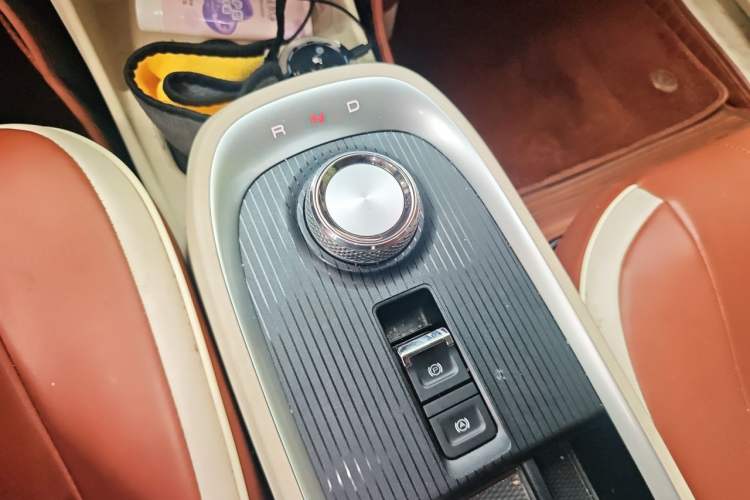 Used ORA Good Cat 2021 400km Standard Range Venus Edition Lithium Iron Phosphate Gear Lever
