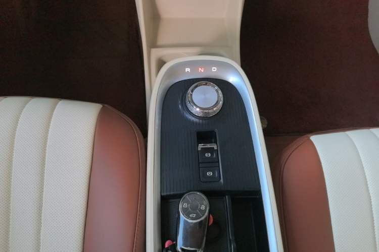 Used ORA Good Cat 2021 400km Standard Range Venus Edition Lithium Iron Phosphate Gear Lever