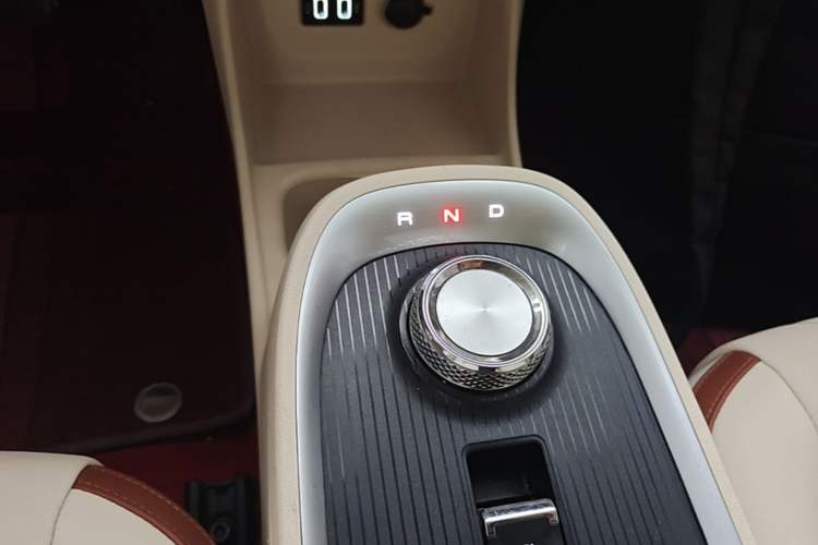 Used ORA Good Cat 2021 400km Standard Range Athena Edition Lithium Iron Phosphate Gear Lever