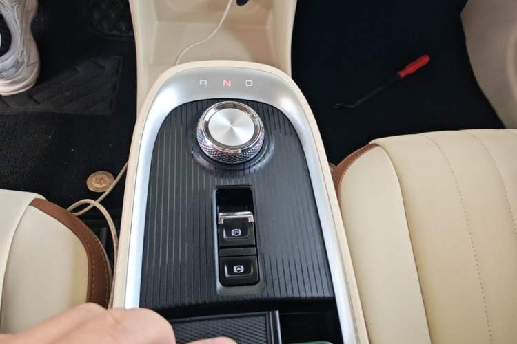 Used ORA Good Cat 2021 400km Standard Range Athena Edition Lithium-Ion Battery Gear Lever