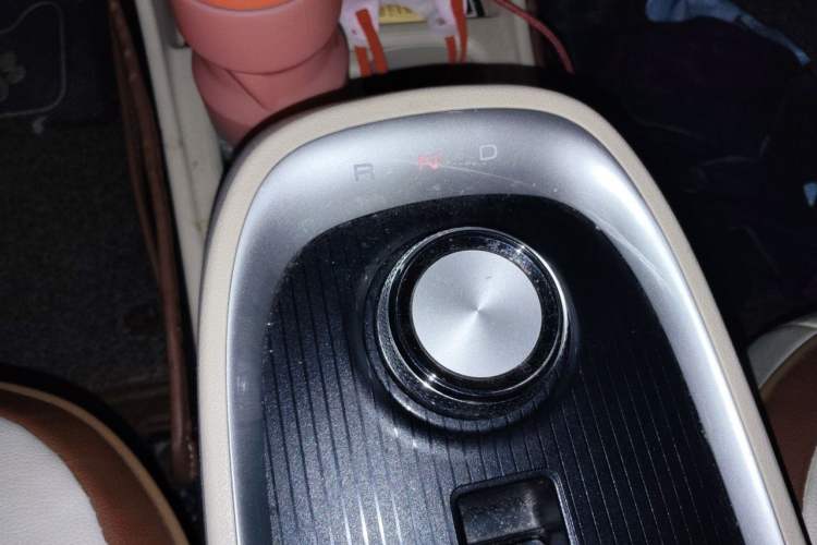 Used ORA Good Cat 2021 500km Long-Range Poseidon Edition Lithium-Ion Battery Gear Lever