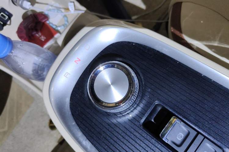 Used ORA Good Cat 2021 500km Long-Range Poseidon Edition Lithium-Ion Battery Gear Lever