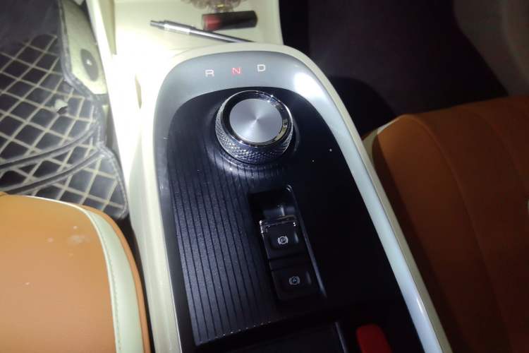 Used ORA Good Cat 2021 400km Standard Range Athena Edition Lithium Iron Phosphate Gear Lever
