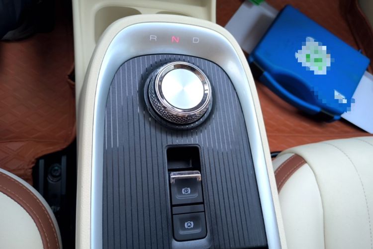 Used ORA Good Cat 2021 500km Long-Range Poseidon Edition Lithium-Ion Battery Gear Lever