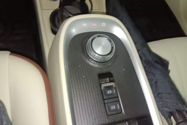 Used ORA Good Cat 2021 400km Standard Range Venus Edition Lithium Iron Phosphate Gear Lever