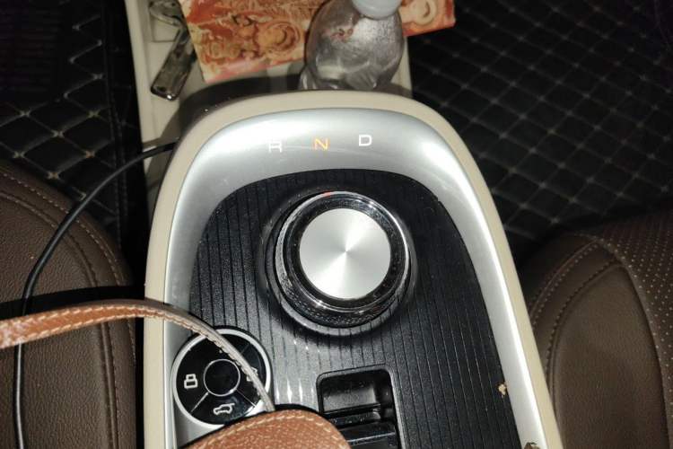 Used ORA Good Cat 2021 400km Standard Range Athena Edition Lithium-Ion Battery Gear Lever