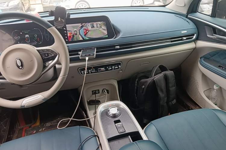 Used ORA Good Cat 2021 400km Standard Range Muse Edition Lithium-Ion Battery Audio And AC Panel