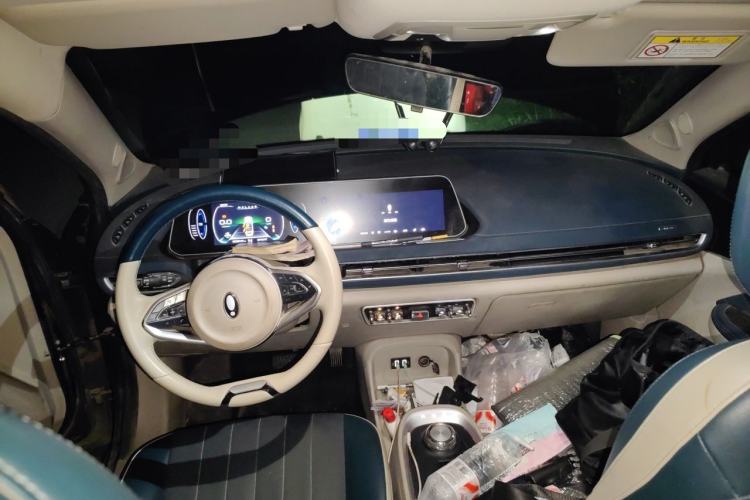Used ORA Good Cat 2021 400km Standard Range Venus Edition Lithium-Ion Battery Center Console
