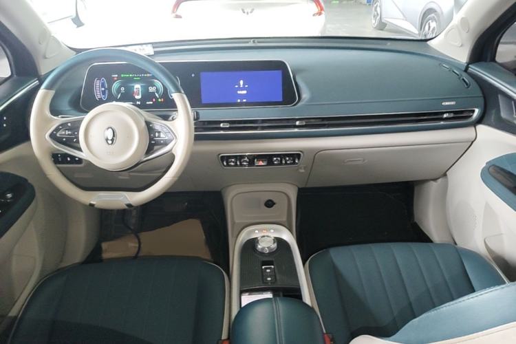 Used ORA Good Cat 2021 400km Standard Range Venus Edition Lithium Iron Phosphate Center Console