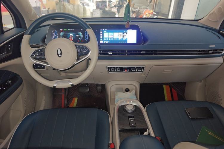 Used ORA Good Cat 2021 400km Standard Range Venus Edition Lithium Iron Phosphate Center Console