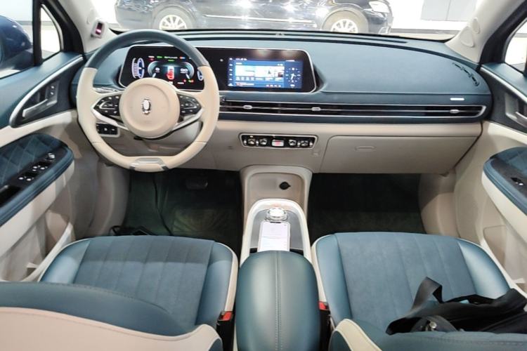 Used ORA Good Cat 2021 400km Standard Range Athena Edition Lithium Iron Phosphate Center Console