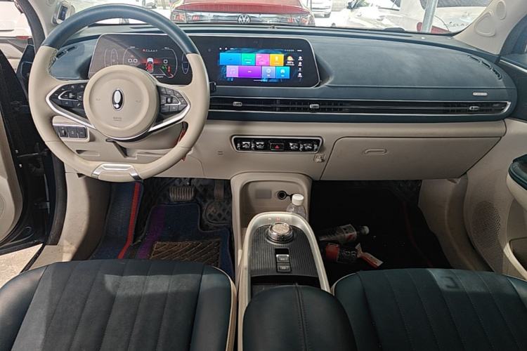Used ORA Good Cat 2021 400km Standard Range Athena Edition Lithium-Ion Battery Center Console