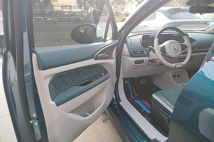 Used ORA Good Cat 2021 400km Standard Range Venus Edition Lithium-Ion Battery Driver Seat