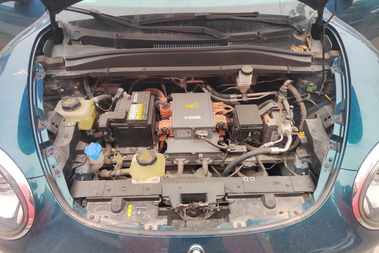 Used ORA Good Cat 2021 400km Standard Range Athena Edition Lithium-Ion Battery Engine Bay