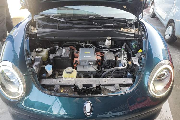 Used ORA Good Cat 2021 400km Standard Range Athena Edition Lithium-Ion Battery Engine Bay