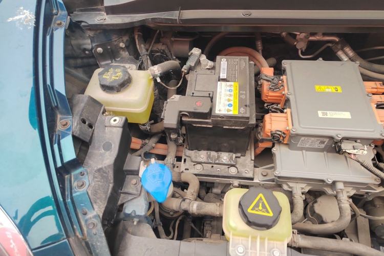 Used ORA Good Cat 2021 400km Standard Range Athena Edition Lithium-Ion Battery Engine Bay Right