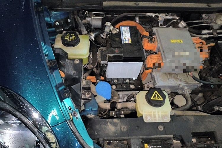 Used ORA Good Cat 2021 400km Standard Range Venus Edition Lithium-Ion Battery Engine Bay Right