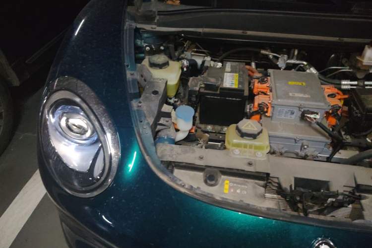 Used ORA Good Cat 2021 400km Standard Range Athena Edition Lithium-Ion Battery Engine Bay Right