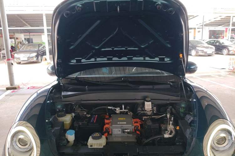 Used ORA Good Cat 2021 400km Standard Range Athena Edition Lithium-Ion Battery Engine Bay