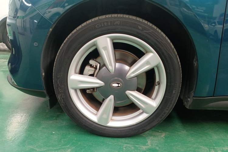 Used ORA Good Cat 2021 400km Standard Range Athena Edition Lithium-Ion Battery Exterior 3