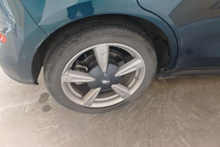 Used ORA Good Cat 2021 400km Standard Range Athena Edition Lithium-Ion Battery Exterior 5