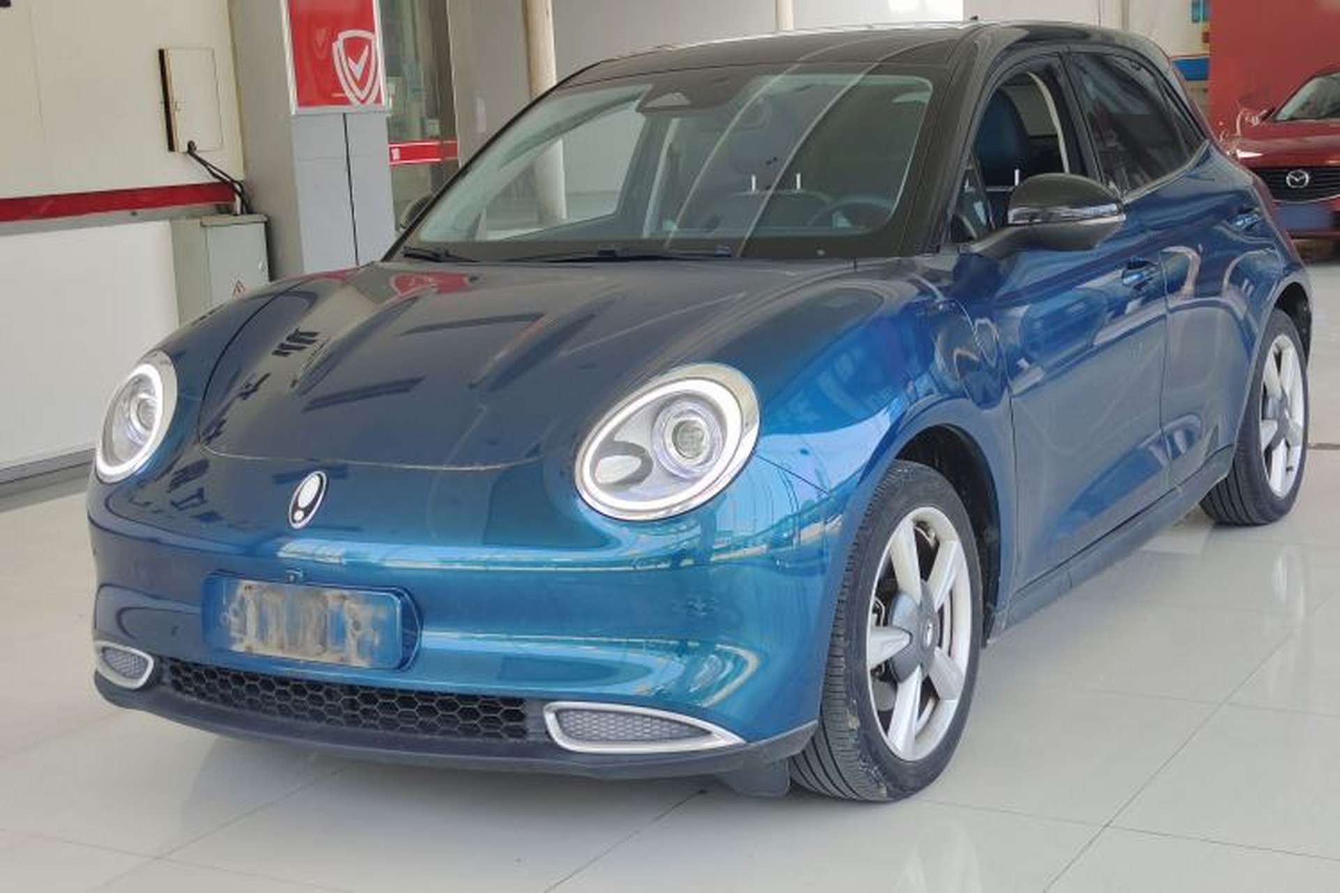Used ORA Good Cat 2021 400km Standard Range Venus Edition Lithium-Ion Battery Front Left 45 Deg