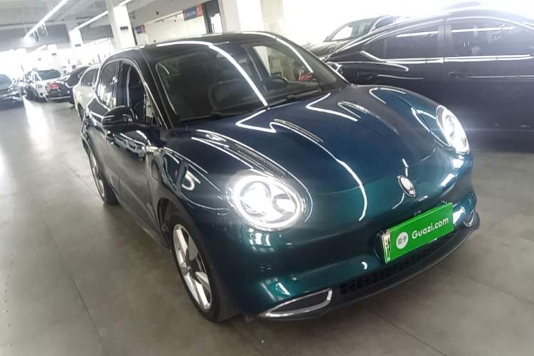 Used ORA Good Cat 2021 400km Standard Range Venus Edition Lithium-Ion Battery Front Right 45 Deg