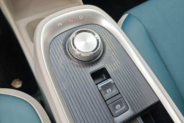 Used ORA Good Cat 2021 400km Standard Range Venus Edition Lithium-Ion Battery Gear Lever