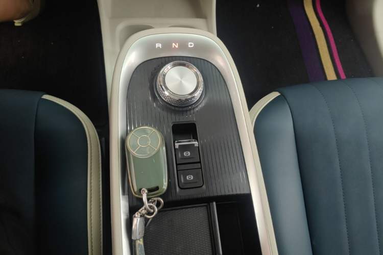 Used ORA Good Cat 2021 400km Standard Range Athena Edition Lithium-Ion Battery Gear Lever