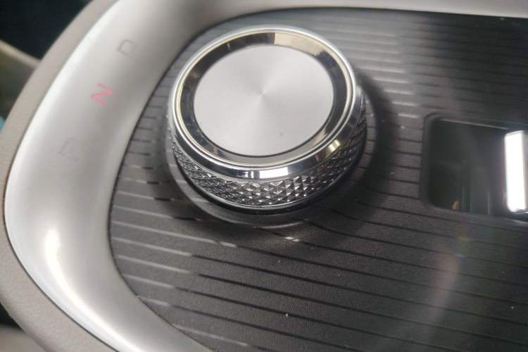 Used ORA Good Cat 2021 400km Standard Range Athena Edition Lithium Iron Phosphate Gear Lever