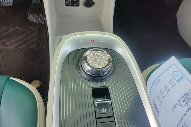 Used ORA Good Cat 2021 400km Standard Range Athena Edition Lithium-Ion Battery Gear Lever