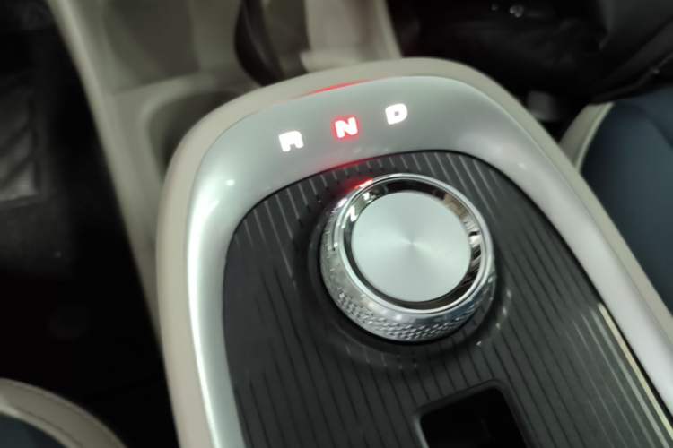 Used ORA Good Cat 2021 400km Standard Range Athena Edition Lithium-Ion Battery Gear Lever