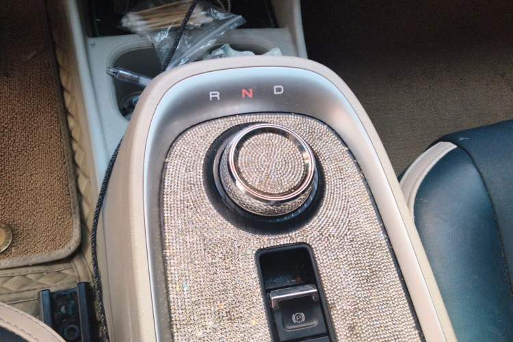 Used ORA Good Cat 2021 400km Standard Range Athena Edition Lithium-Ion Battery Gear Lever
