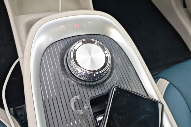 Used ORA Good Cat 2021 500km Long-Range Poseidon Edition Lithium-Ion Battery Gear Lever