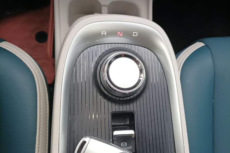 Used ORA Good Cat 2021 400km Standard Range Athena Edition Lithium-Ion Battery Gear Lever