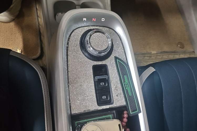 Used ORA Good Cat 2021 400km Standard Range Athena Edition Lithium-Ion Battery Gear Lever