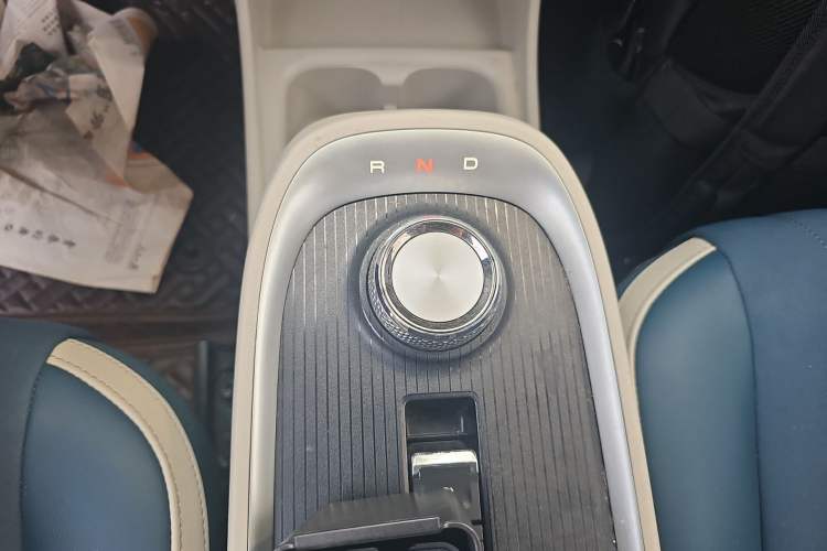 Used ORA Good Cat 2021 400km Standard Range Athena Edition Lithium-Ion Battery Gear Lever