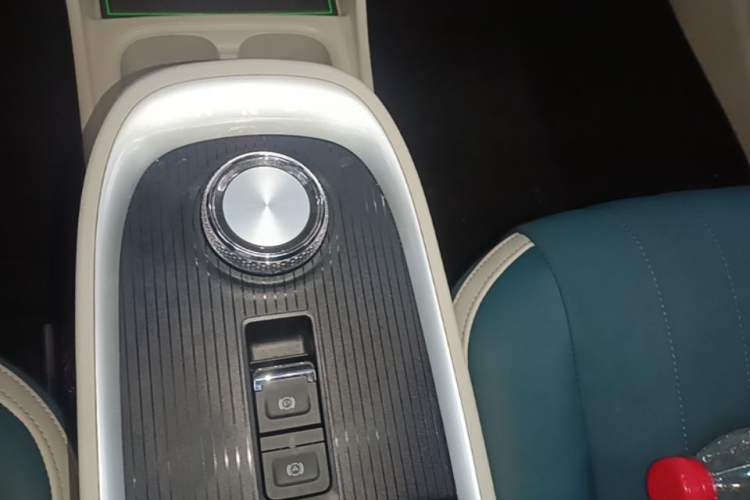 Used ORA Good Cat 2021 400km Standard Range Athena Edition Lithium Iron Phosphate Gear Lever