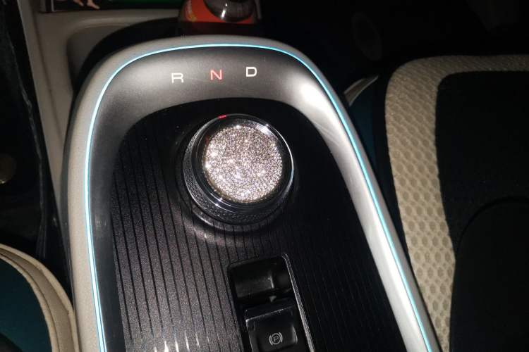 Used ORA Good Cat 2021 500km Long-Range Poseidon Edition Lithium-Ion Battery Gear Lever
