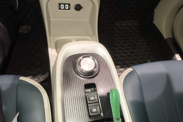 Used ORA Good Cat 2021 400km Standard Range Venus Edition Lithium Iron Phosphate Gear Lever