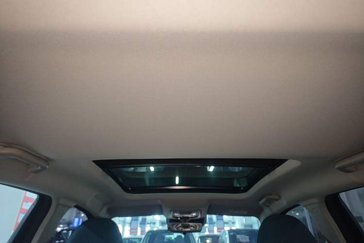 Used ORA Good Cat 2021 400km Standard Range Athena Edition Lithium-Ion Battery Headliner