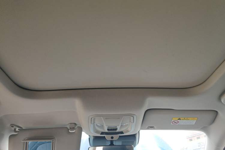 Used ORA Good Cat 2021 500km Long-Range Poseidon Edition Lithium-Ion Battery Headliner