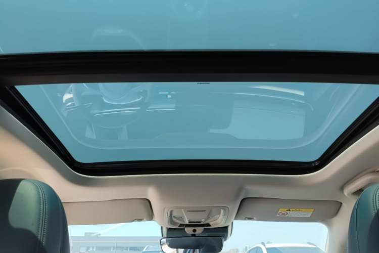 Used ORA Good Cat 2021 400km Standard Range Athena Edition Lithium-Ion Battery Headliner
